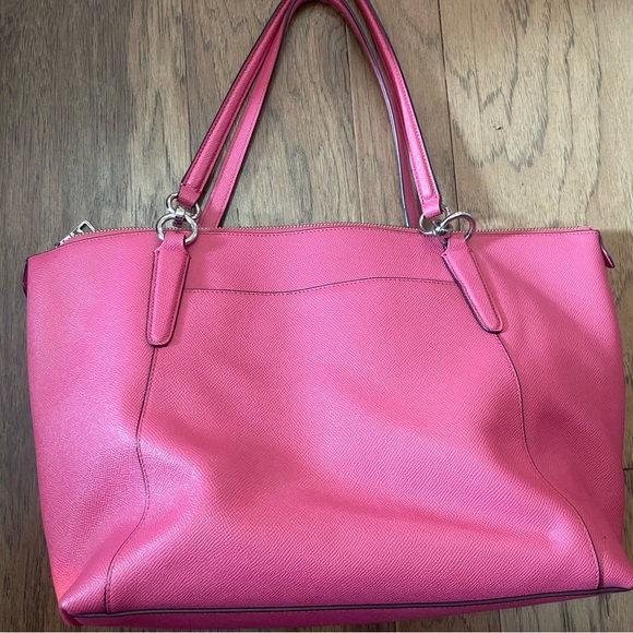 Authentic pink Coach bag - Picture 4 of 5
